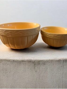 2 Yellow Ceramic Nesting Bowls, Stoneware, Home and Garden Party